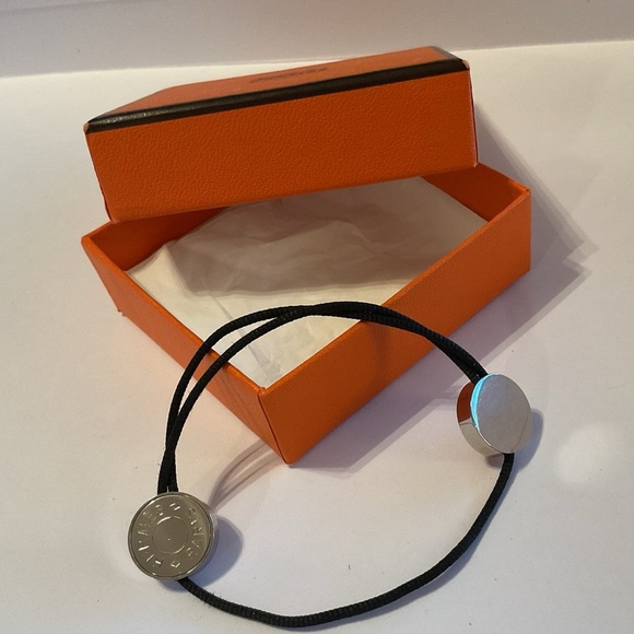 Hermès Black and Silver Bracelet - Picture 2 of 8